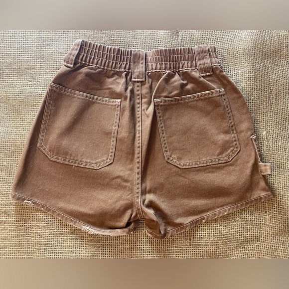 Denim Shorts size 1, brown cargo elastic waist with belt loops, 5 pockets - Picture 10 of 10